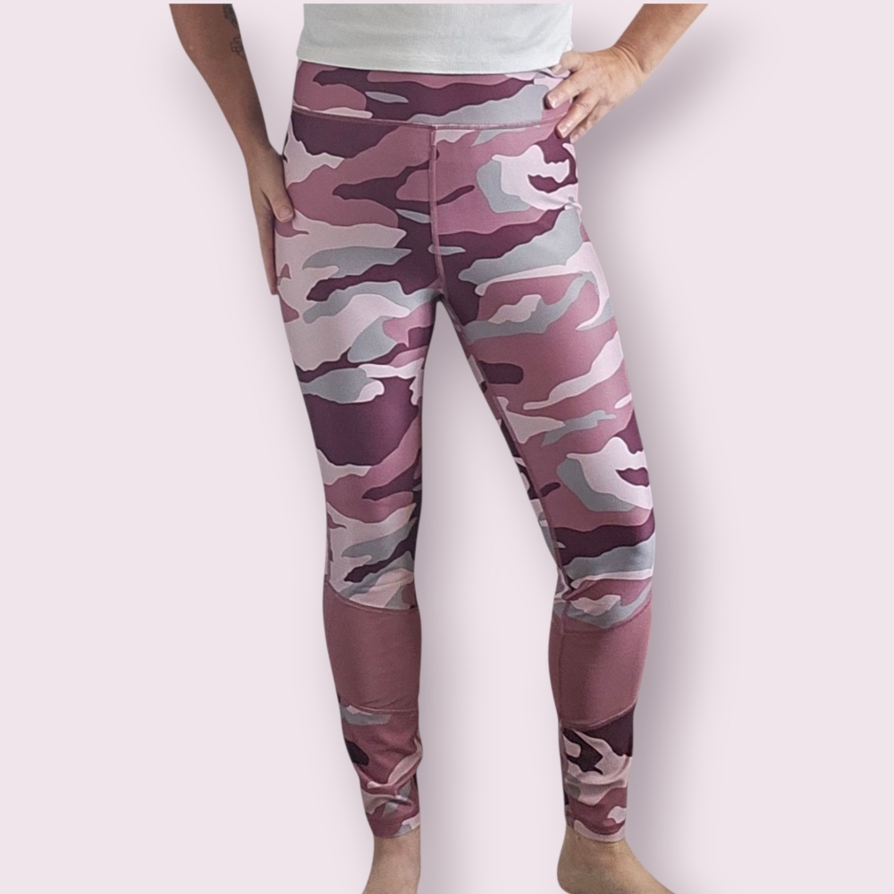Nine West Pink Camouflage Active Wear Leggings Size Medium